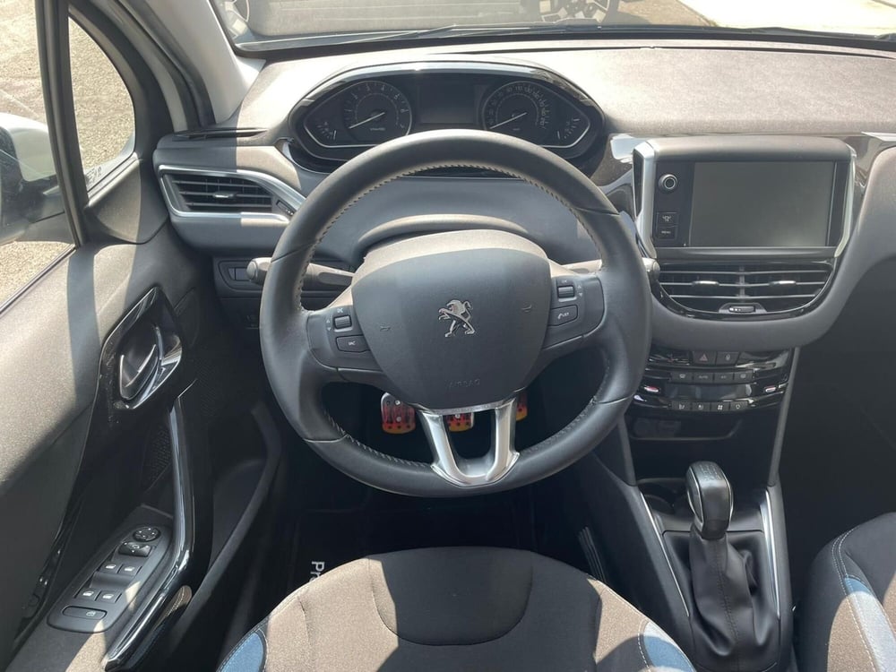 Peugeot 208 usata a Vercelli (12)