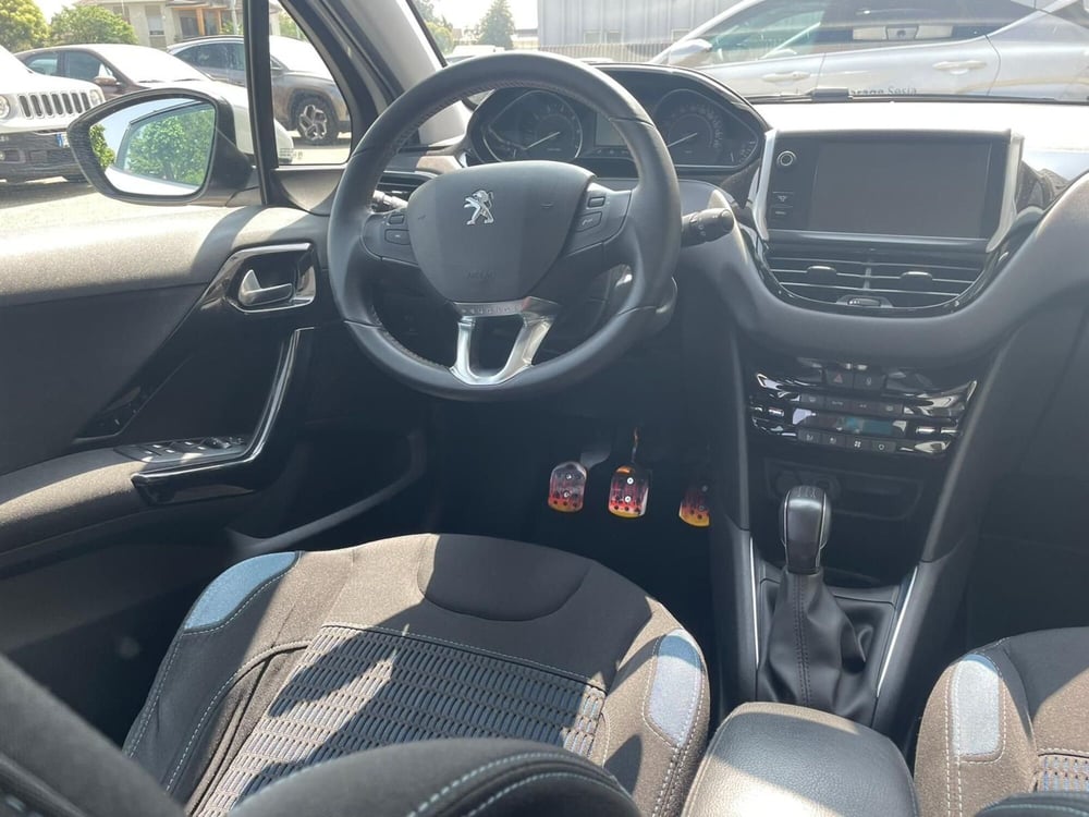 Peugeot 208 usata a Vercelli (14)