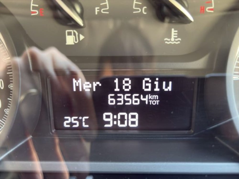 Lancia Ypsilon usata a Perugia (14)