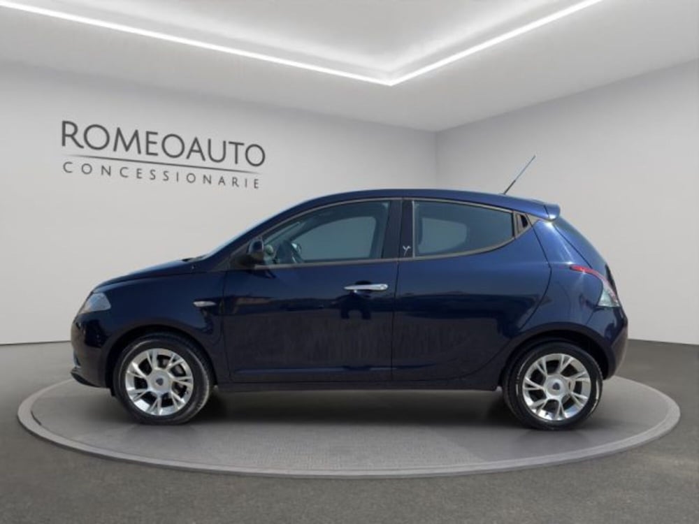 Lancia Ypsilon usata a Perugia (3)