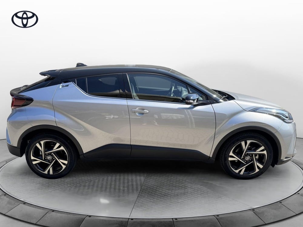 Toyota Toyota C-HR usata a Como (11)
