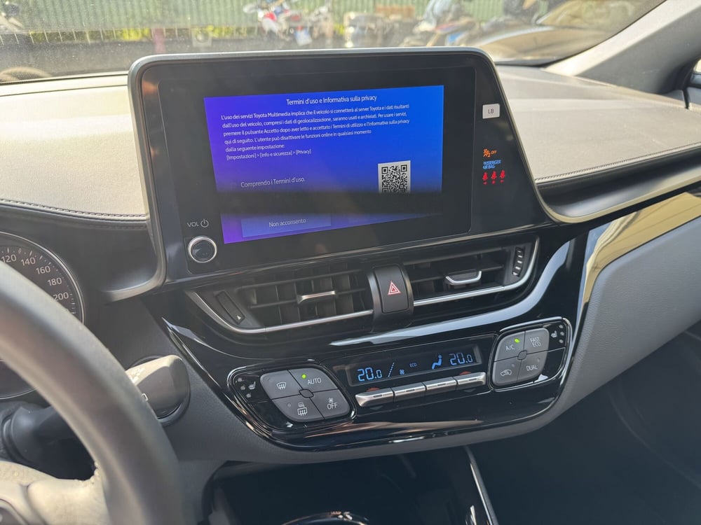 Toyota Toyota C-HR usata a Como (8)