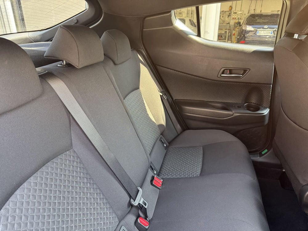 Toyota Toyota C-HR usata a Como (9)