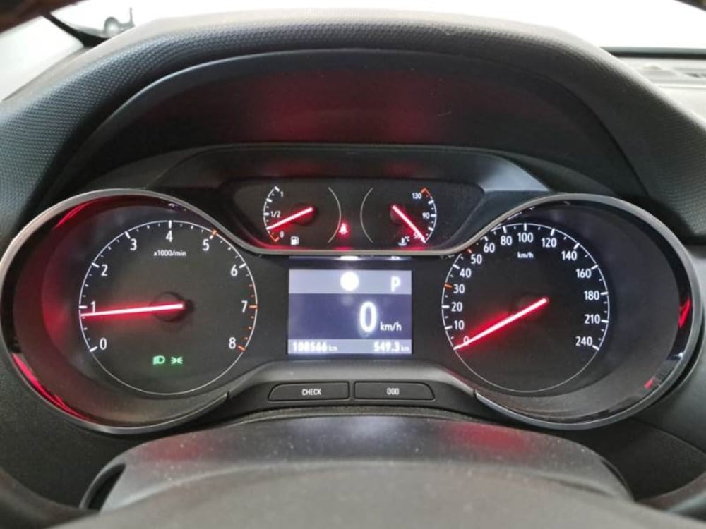 Opel Crossland X usata a Salerno (10)