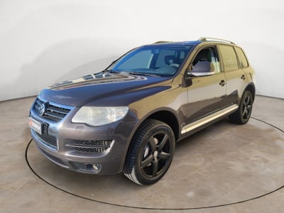 Volkswagen Touareg V6 TDI DPF Executive del 2008 usata a Salerno