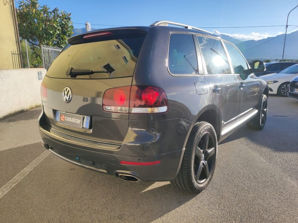 Volkswagen Touareg usata a Salerno (17)