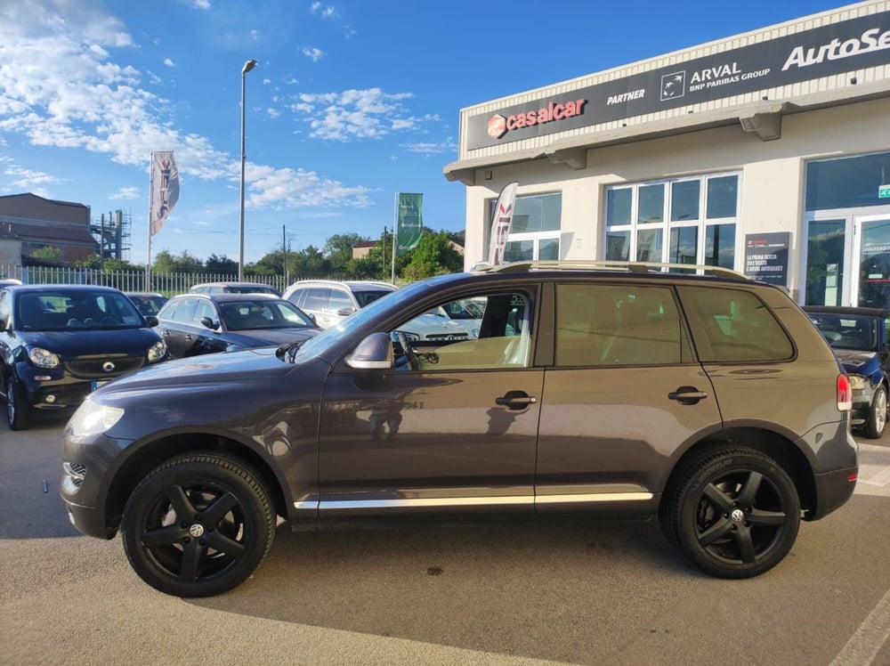 Volkswagen Touareg usata a Salerno (4)