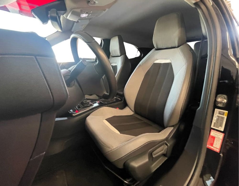 Opel Mokka usata a Ferrara (12)