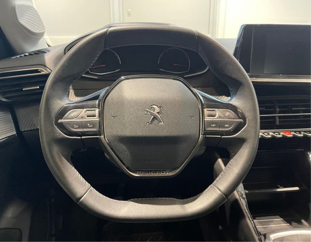 Peugeot 208 usata a Ferrara (8)
