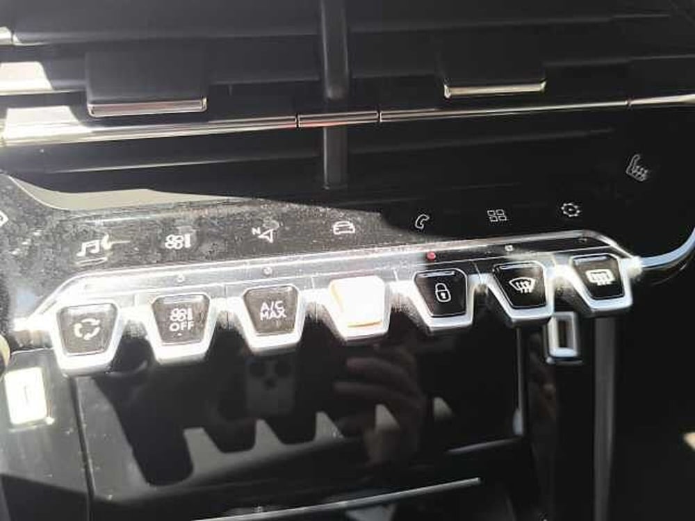 Peugeot 208 usata a Perugia (16)
