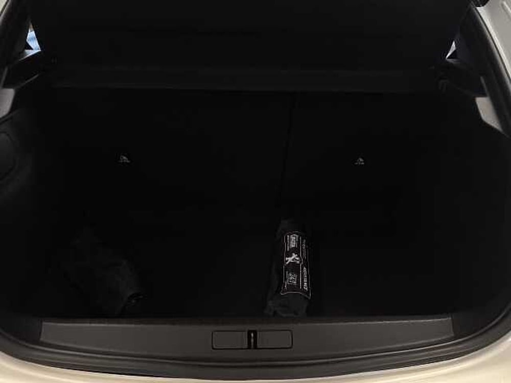 Peugeot 208 usata a Perugia (6)