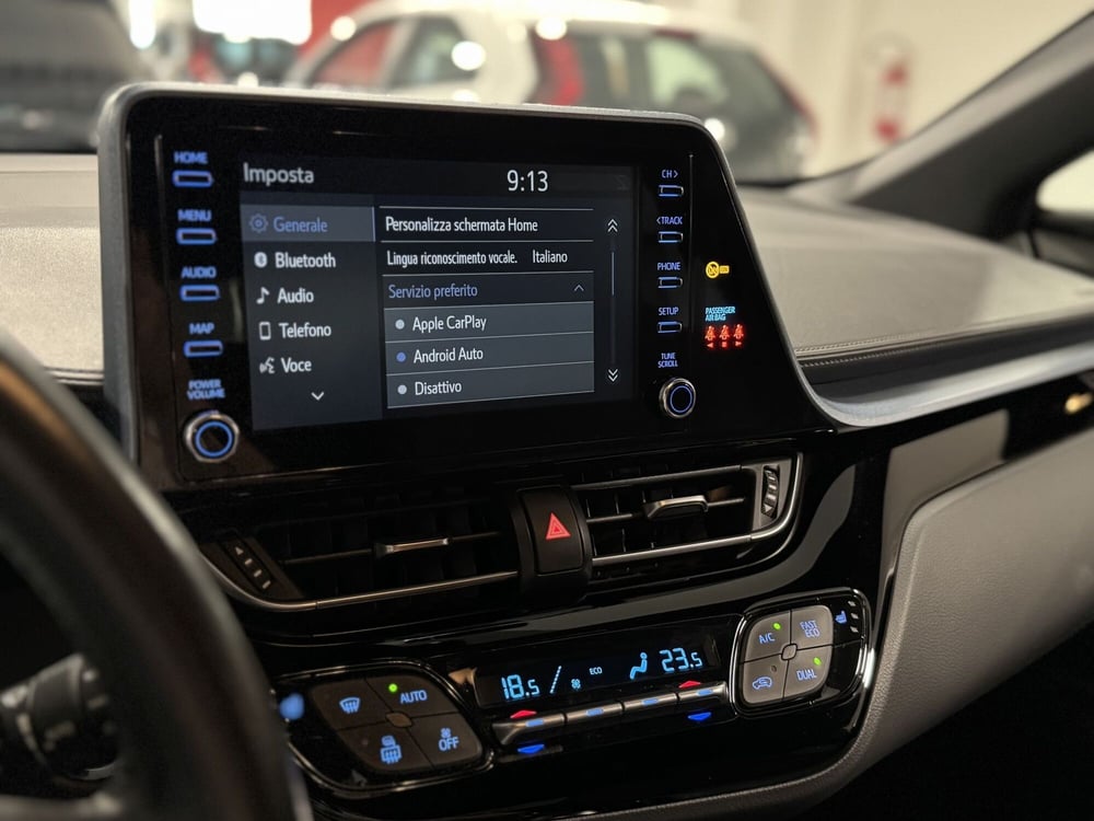 Toyota Toyota C-HR usata a Brescia (11)