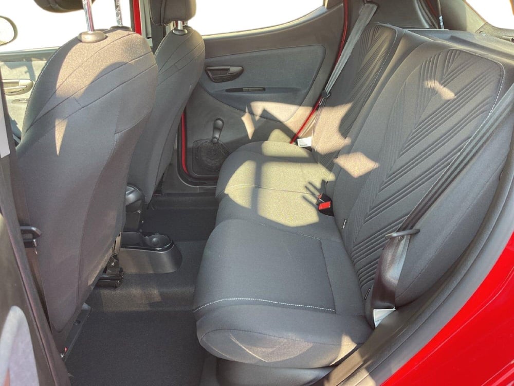 Lancia Ypsilon usata a Torino (9)