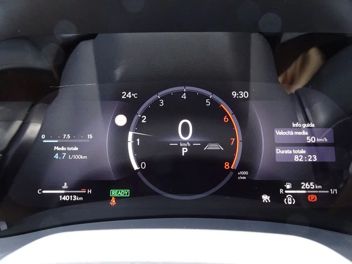 Lexus LBX usata a Treviso (15)