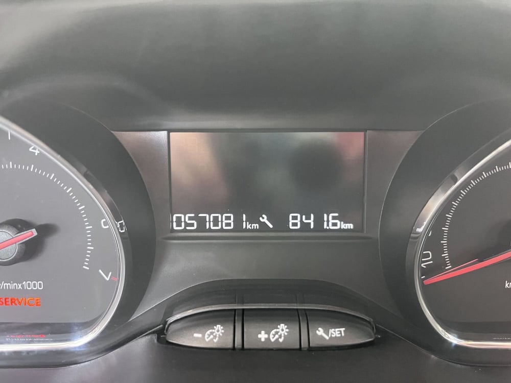 Peugeot 208 usata a Prato (10)