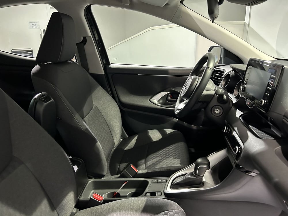 Toyota Yaris usata a Milano (7)