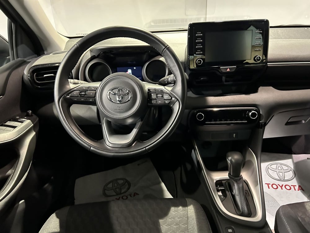 Toyota Yaris usata a Milano (9)