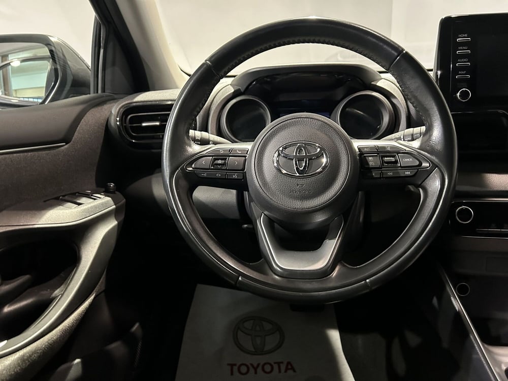 Toyota Yaris usata a Milano (11)