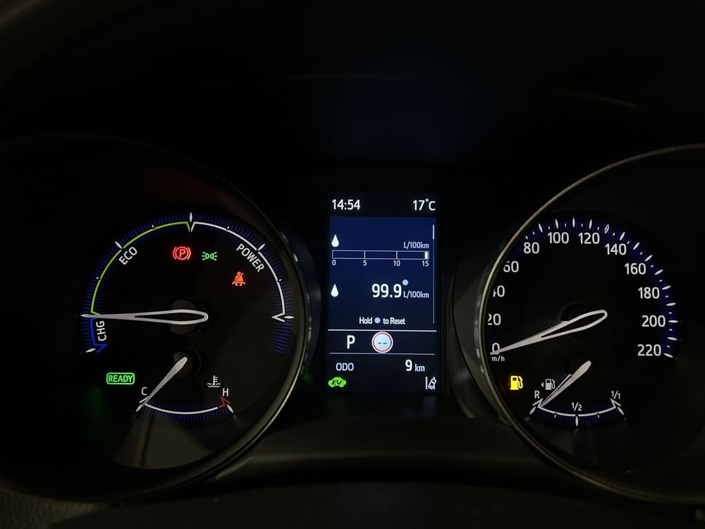 Toyota Toyota C-HR nuova a Milano (9)