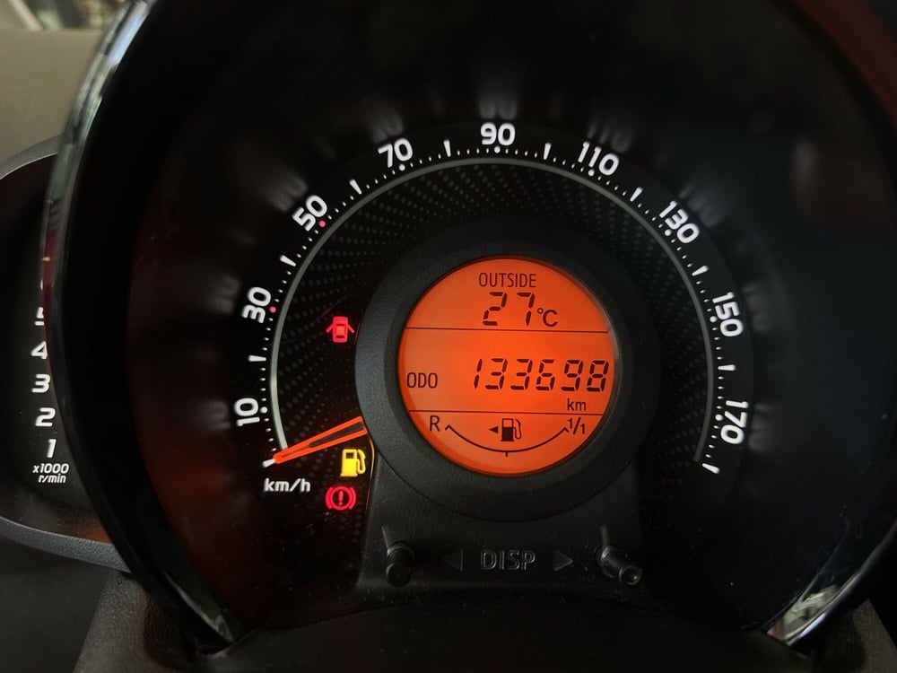 Toyota Aygo usata a Milano (13)