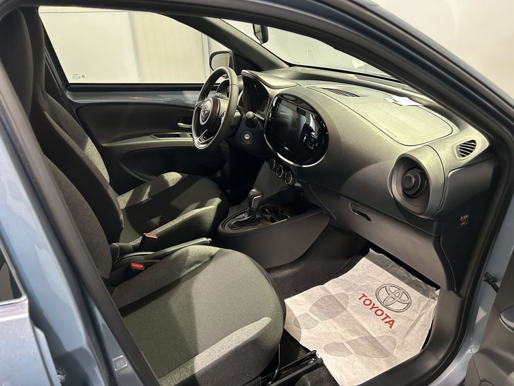 Toyota Aygo X nuova a Milano (12)