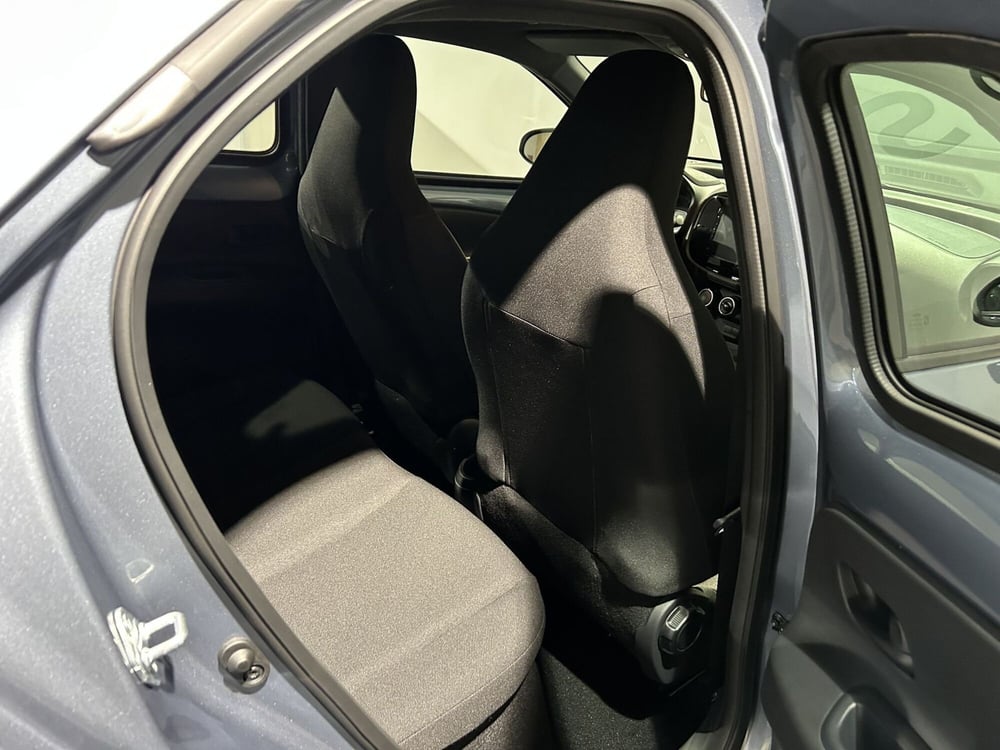 Toyota Aygo X nuova a Milano (13)