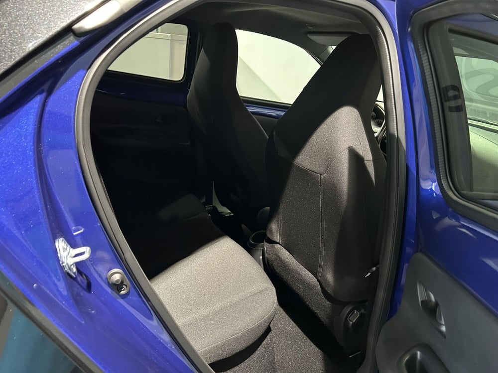 Toyota Aygo X nuova a Milano (14)