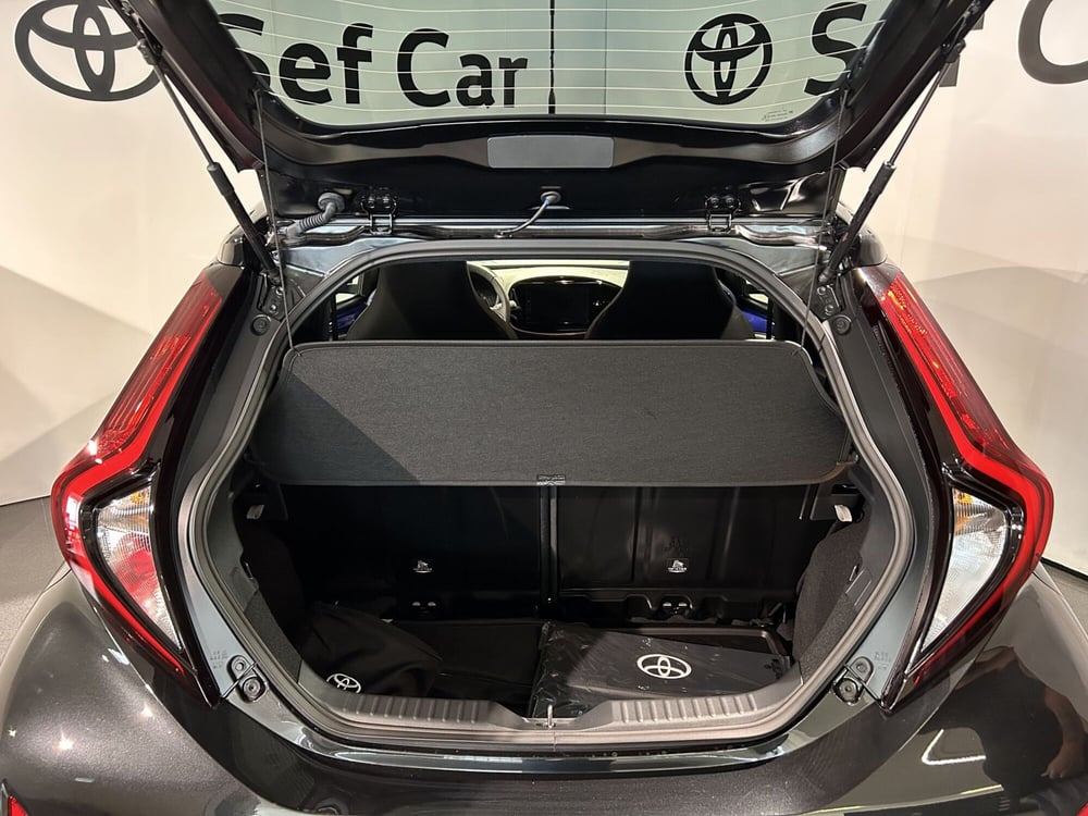 Toyota Aygo X nuova a Milano (8)