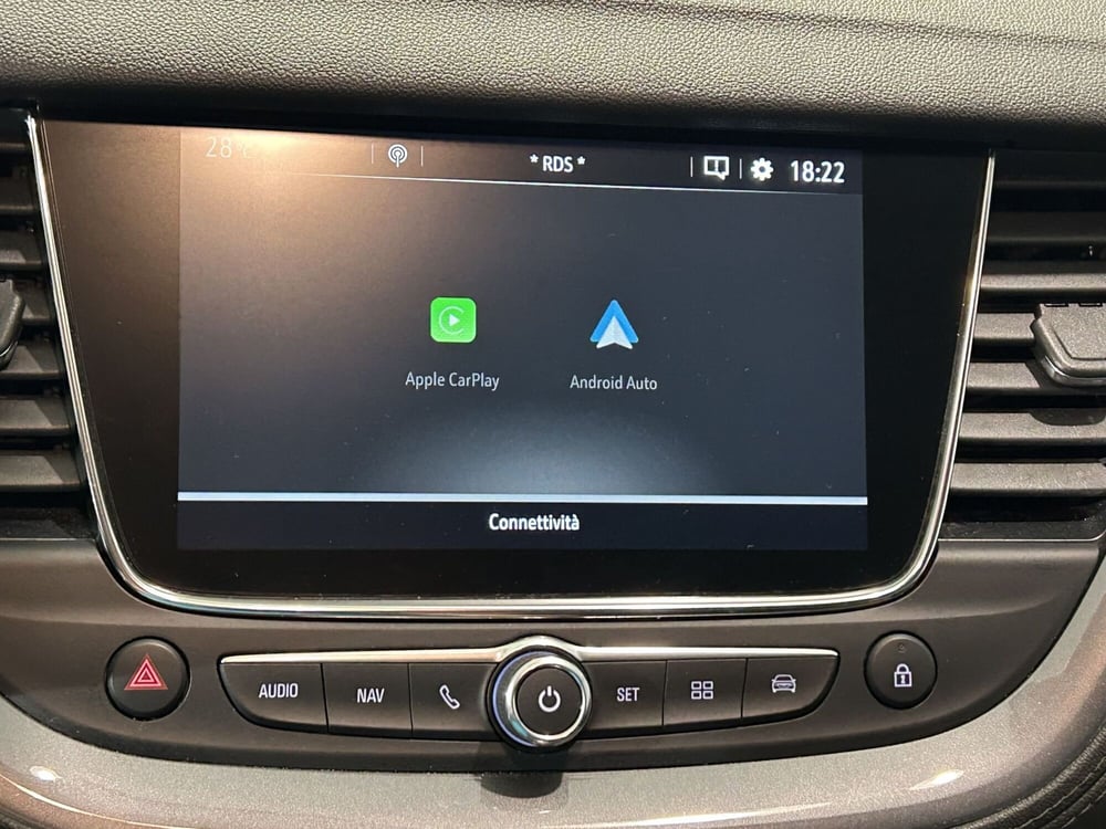 Opel Grandland X usata a Milano (14)