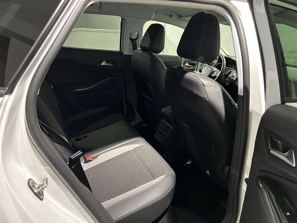 Opel Grandland X usata a Milano (16)