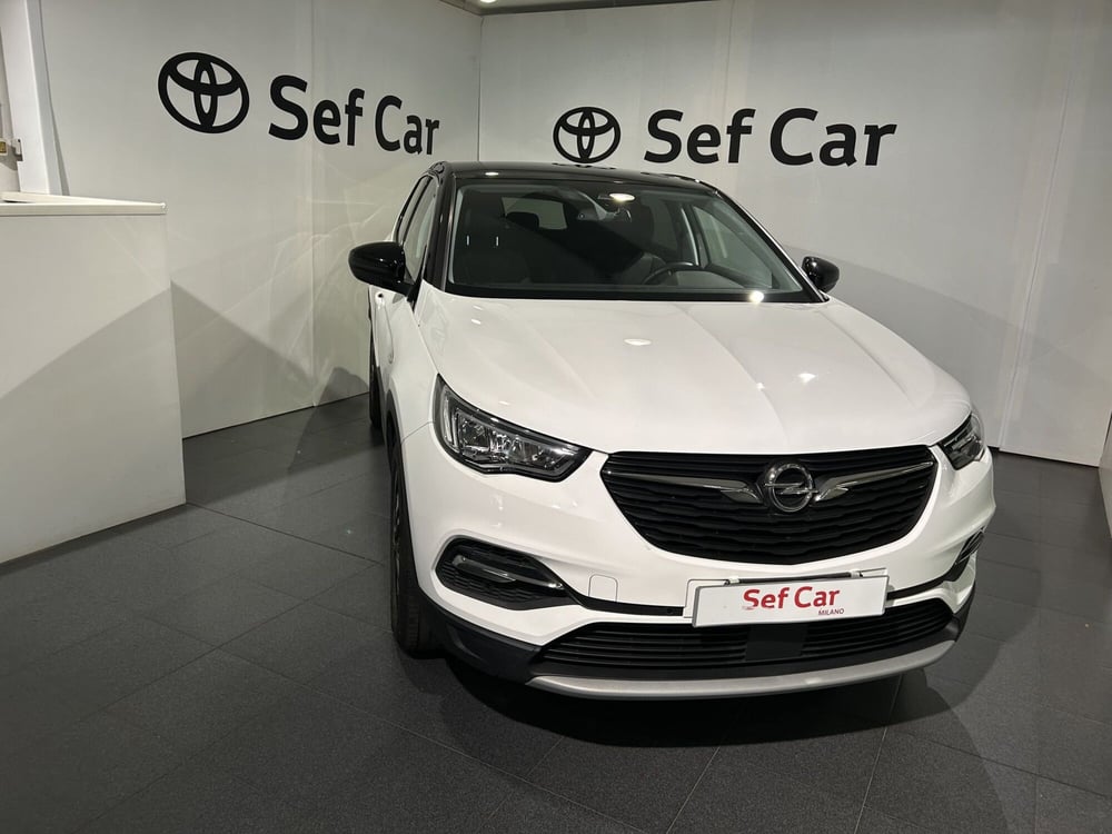 Opel Grandland X usata a Milano (3)