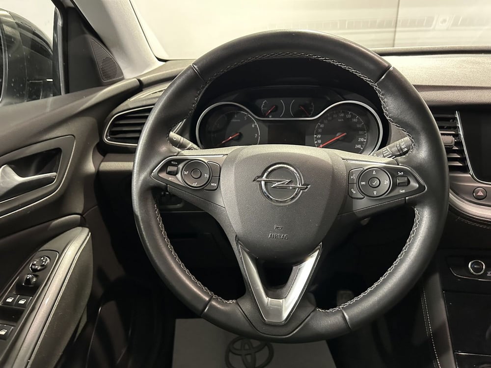 Opel Grandland X usata a Milano (8)