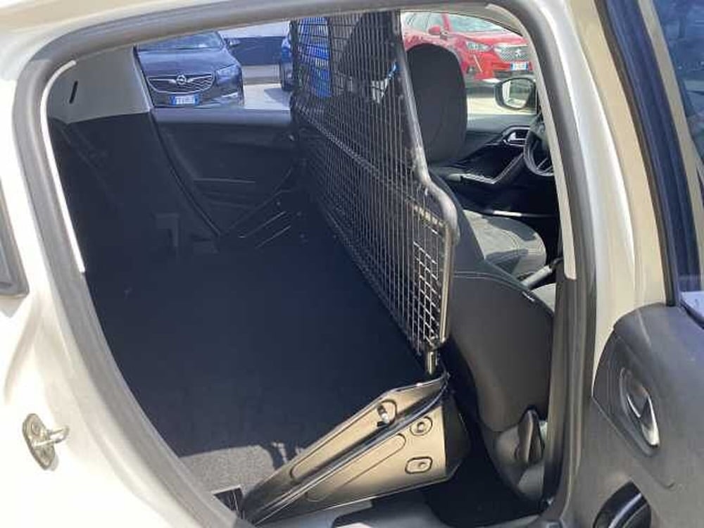 Peugeot 208 usata a Catania (13)