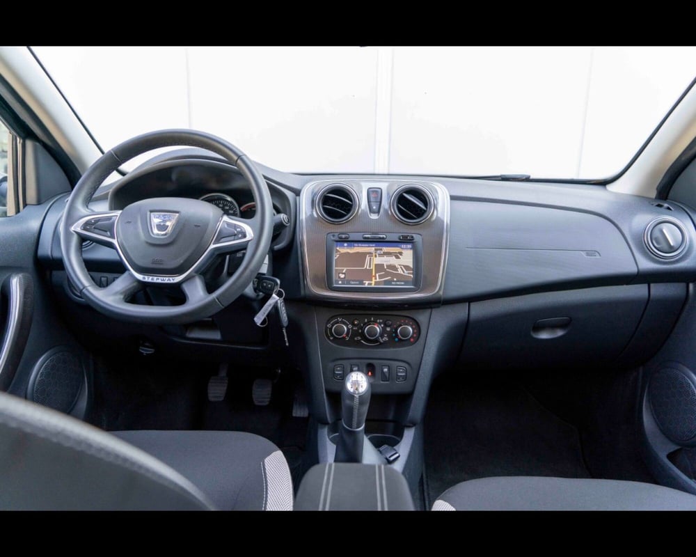 Dacia Sandero usata a Treviso (10)