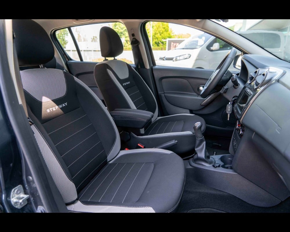 Dacia Sandero usata a Treviso (12)