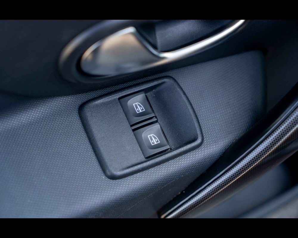 Dacia Sandero usata a Treviso (17)