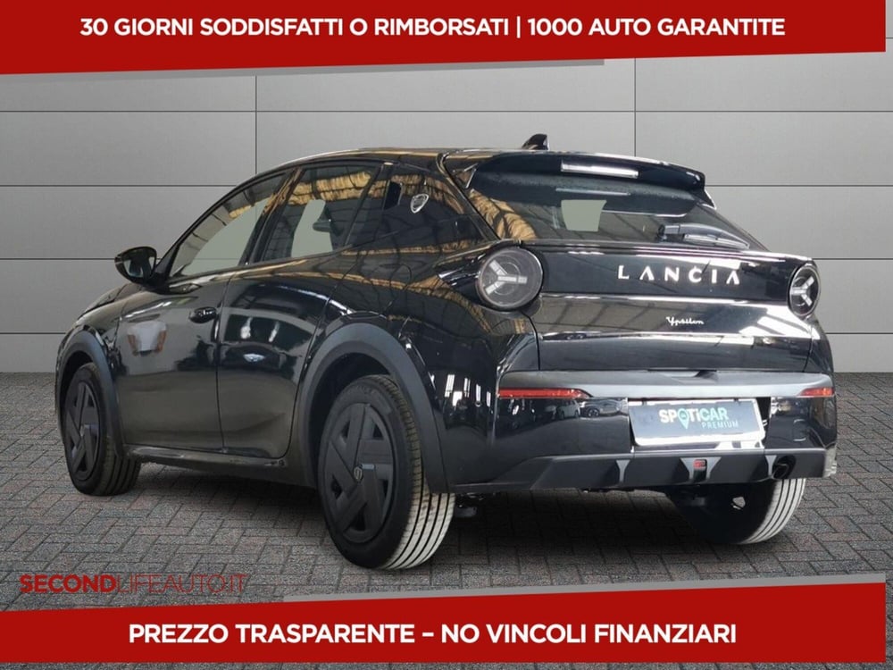 Lancia Ypsilon nuova a Chieti (2)