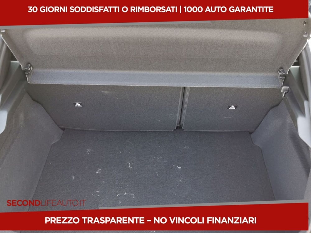 Lancia Ypsilon nuova a Chieti (5)