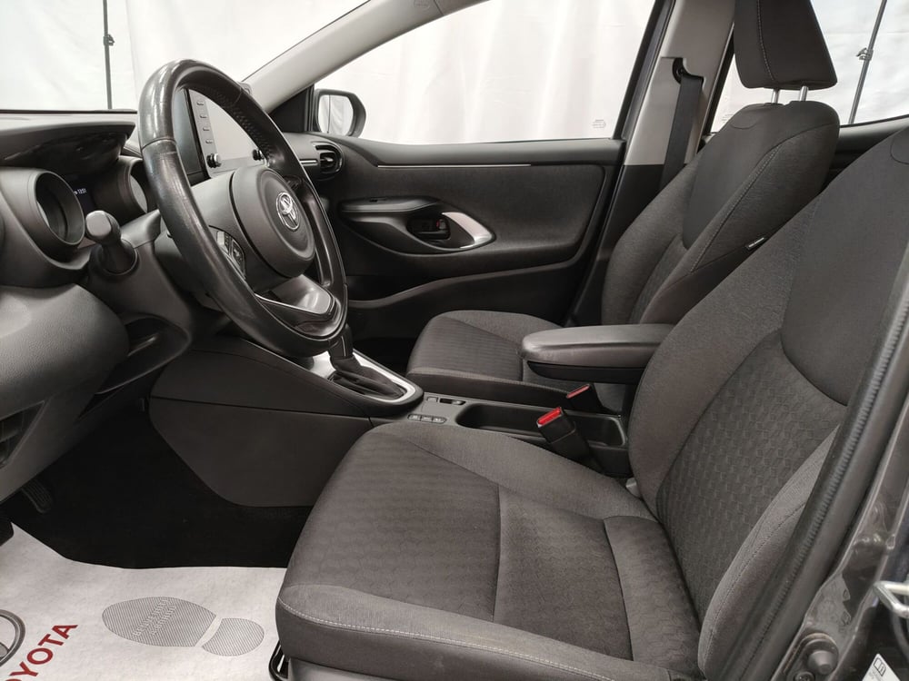 Toyota Yaris usata a Roma (14)