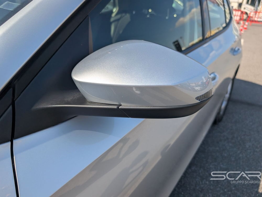 Skoda Fabia usata a Livorno (11)
