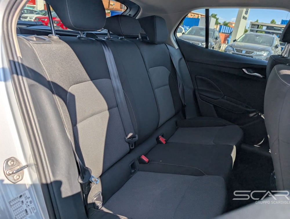 Skoda Fabia usata a Livorno (19)