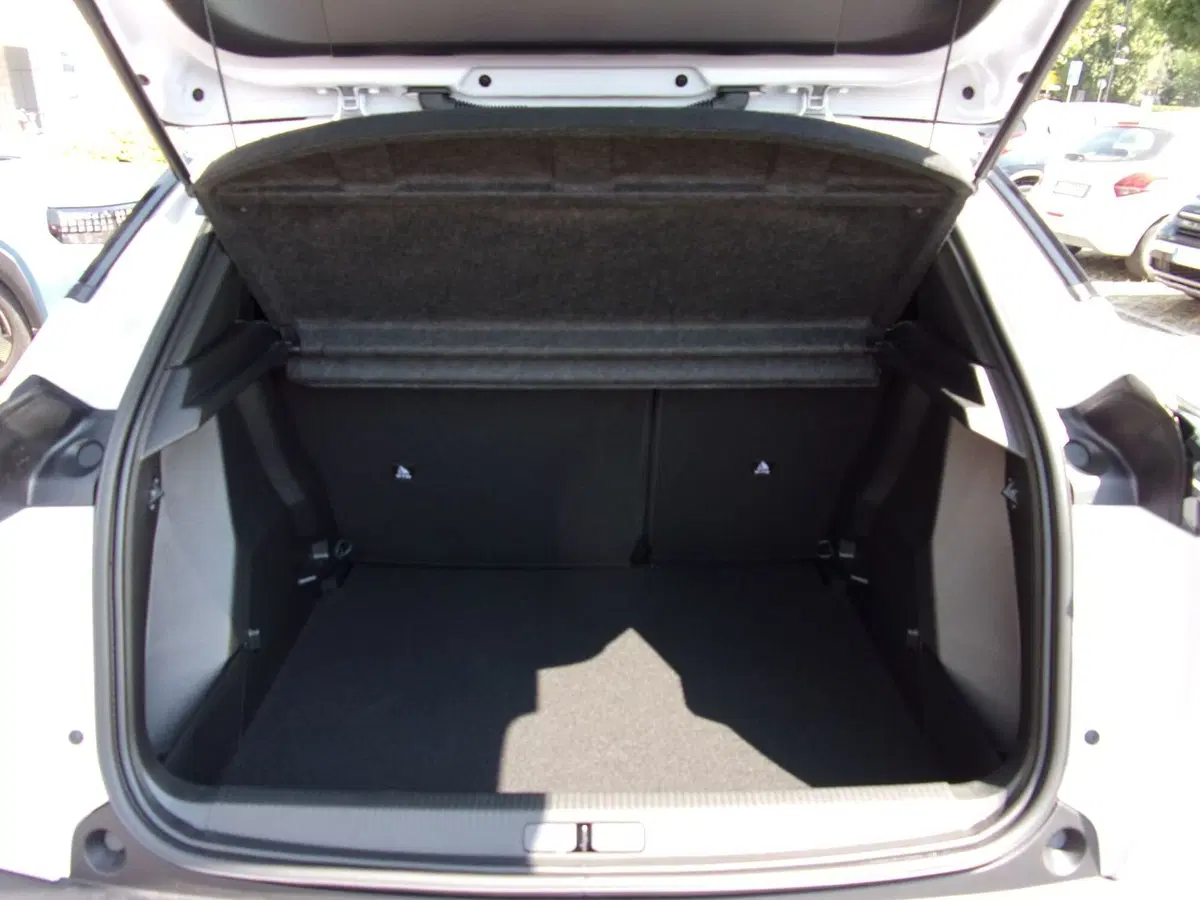 Peugeot 2008 nuova a Reggio Emilia (10)