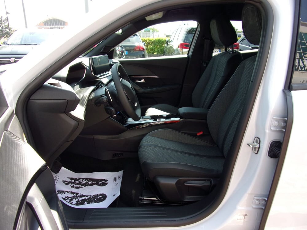 Peugeot 2008 nuova a Reggio Emilia (8)