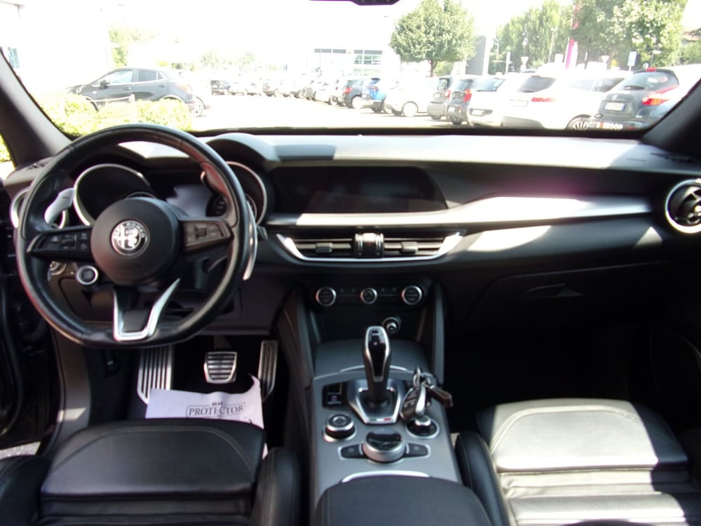 Alfa Romeo Stelvio usata a Reggio Emilia (11)