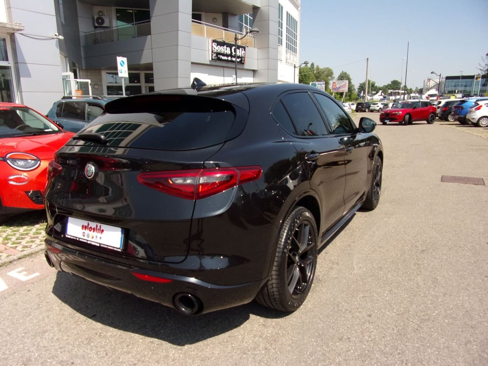 Alfa Romeo Stelvio usata a Reggio Emilia (5)