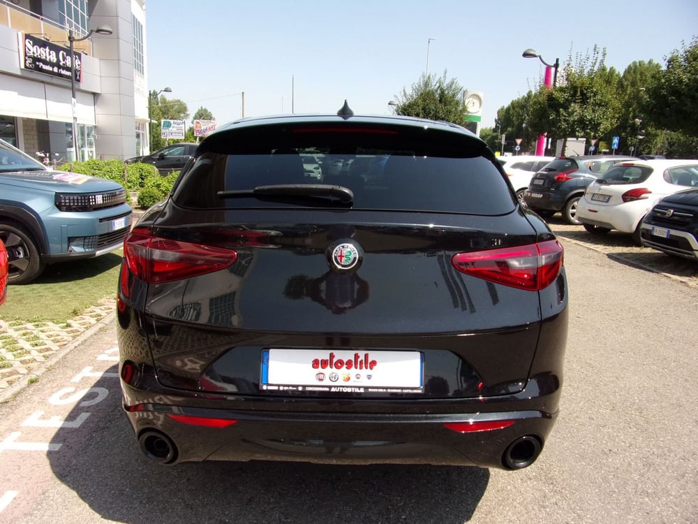 Alfa Romeo Stelvio usata a Reggio Emilia (6)
