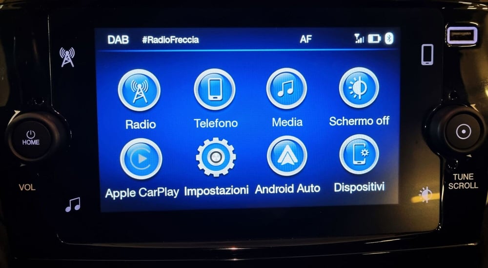 Lancia Ypsilon usata a Pavia (10)
