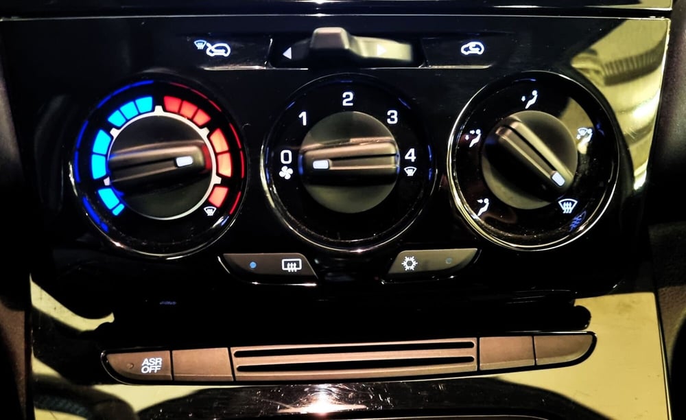Lancia Ypsilon usata a Pavia (13)