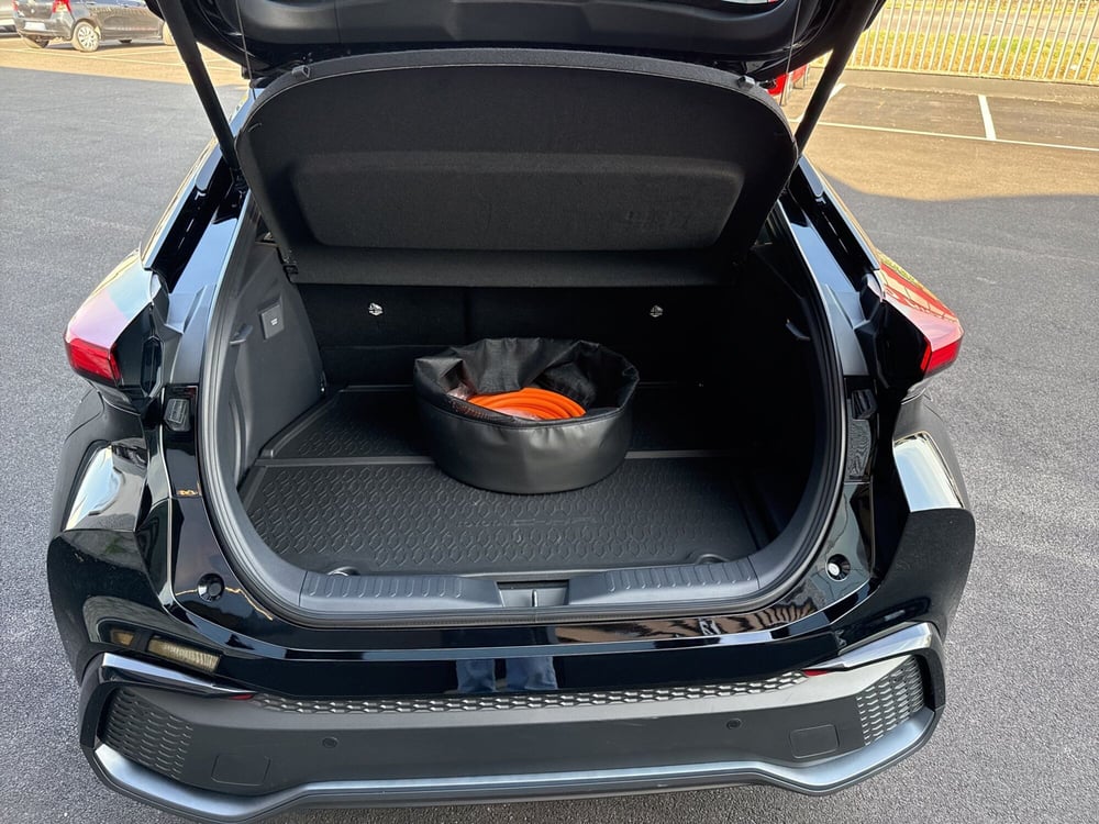 Toyota Toyota C-HR usata a Mantova (14)
