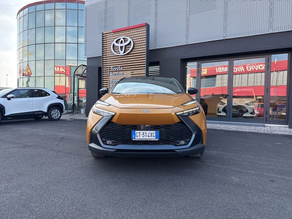 Toyota Toyota C-HR usata a Mantova (5)